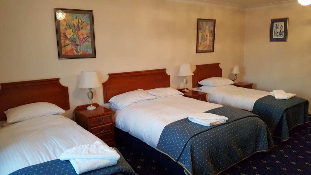 The Pilgrim'S Guest House Newbury  Ngoại thất bức ảnh