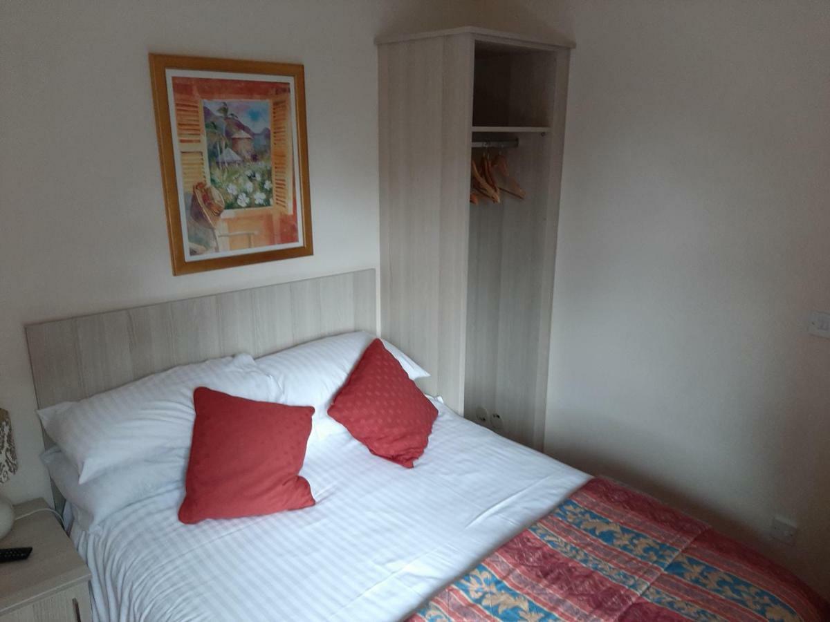 The Pilgrim'S Guest House Newbury  Ngoại thất bức ảnh